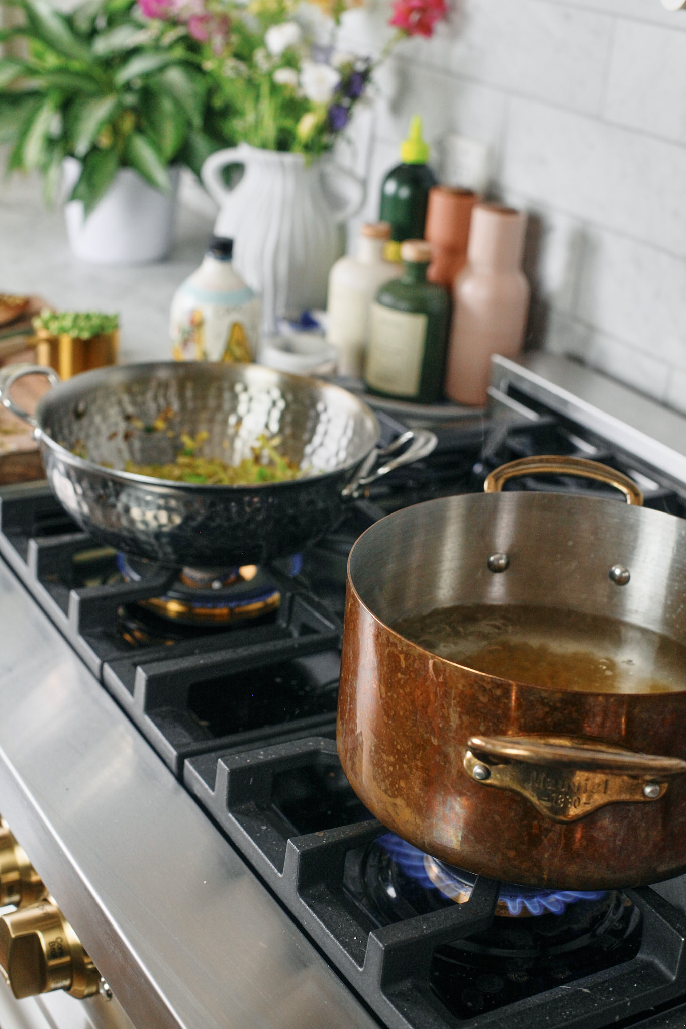 sautéeing leeks and cooking pasta