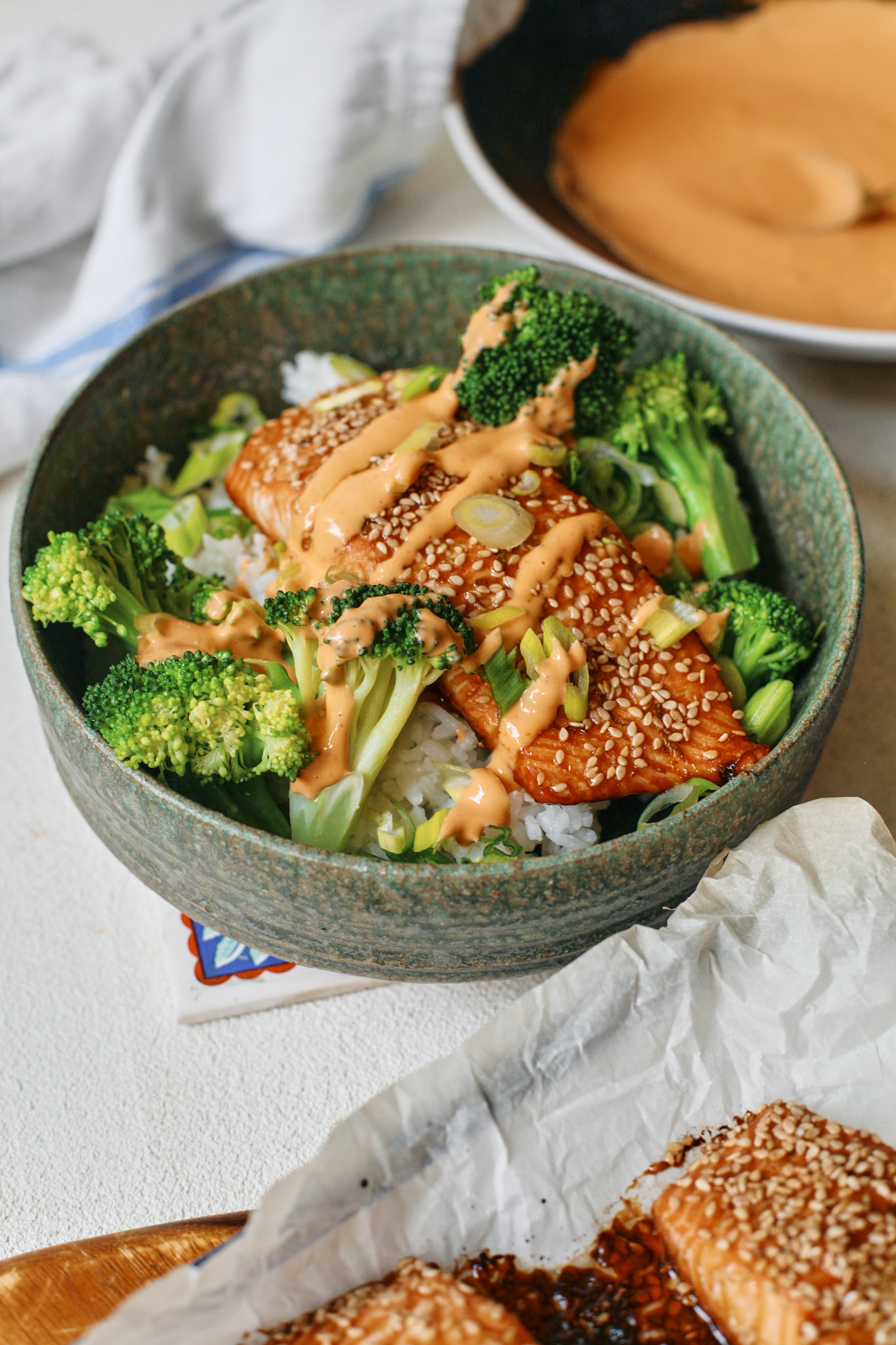 sesame glazed salmon bowl